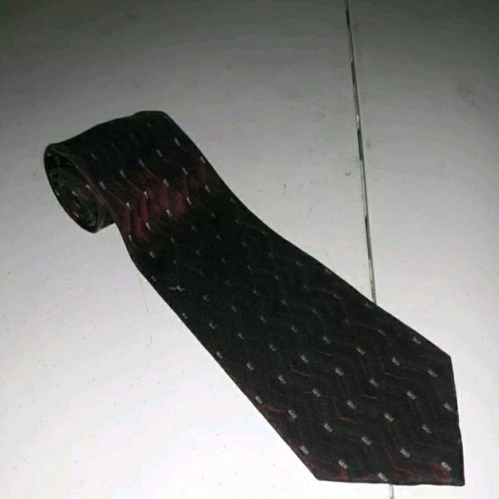 J. Ferrar Tie